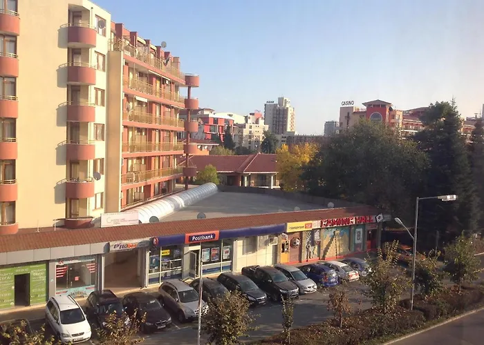 Flores Park Lägenhetshotell 3*