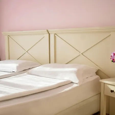Flores Park Apart Otel Sunny Beach